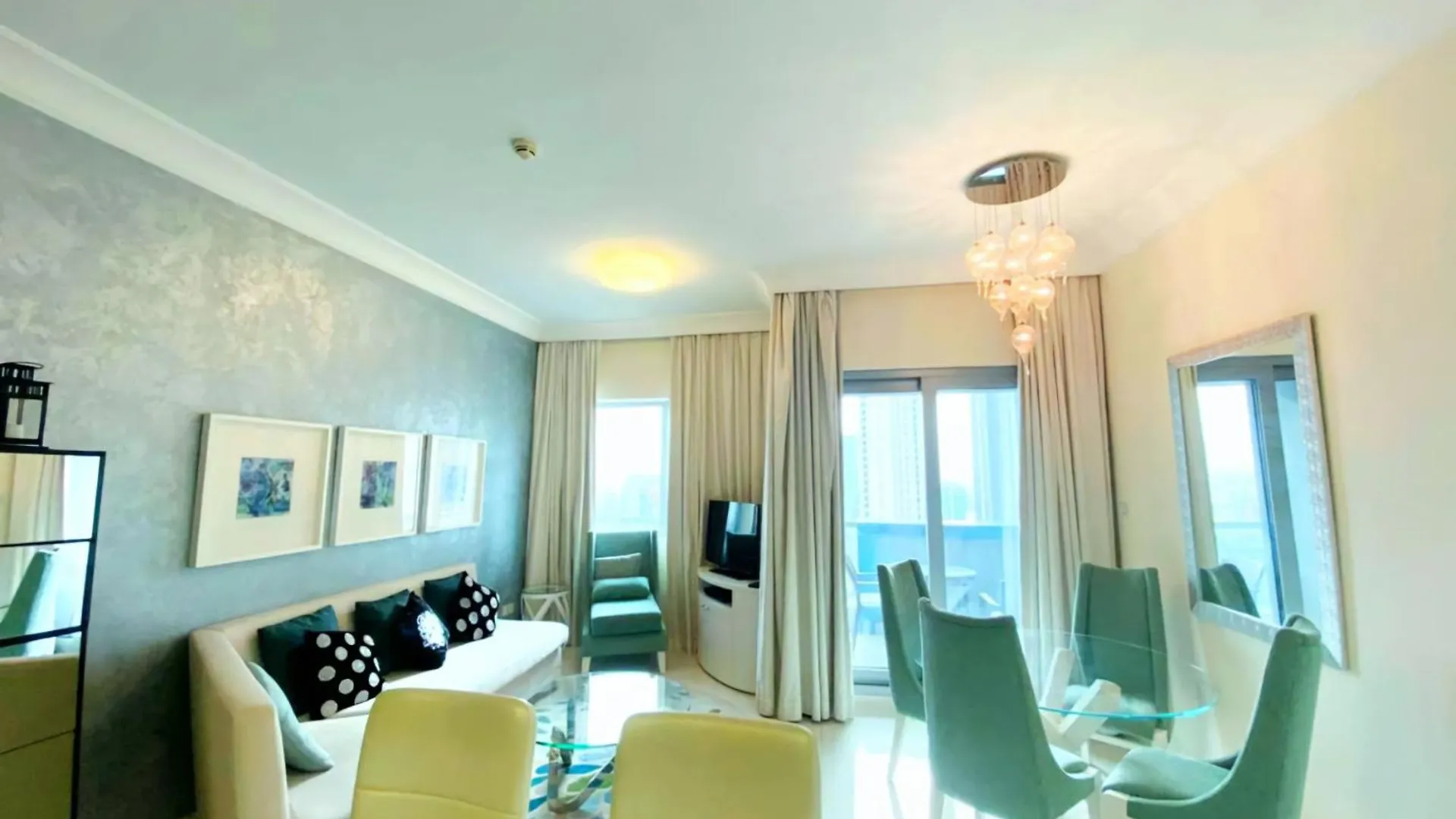 Sky Luxe Retreat- Luxury Hotel Suite W-Burj Khalifa View Dubai 0*,  United Arab Emirates