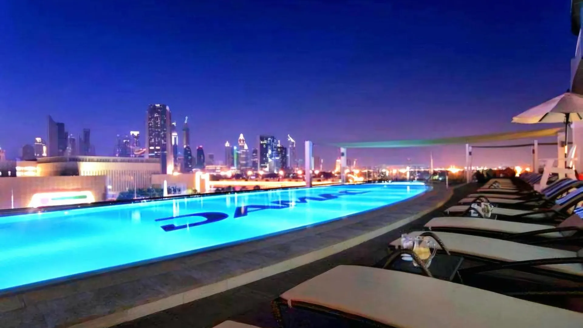 Sky Luxe Retreat- Luxury Hotel Suite W-Burj Khalifa View Dubai
